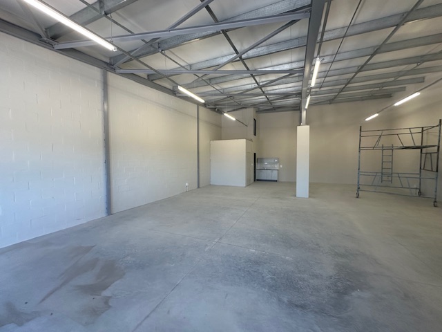 To Let commercial Property for Rent in Marconi Beam Industria Western Cape